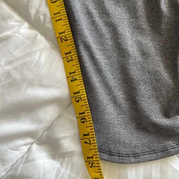 Lululemon Train Times Crop 17” Size 10 Heather gray - Picture 9 of 14